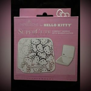 Hello Kitty Mirror
